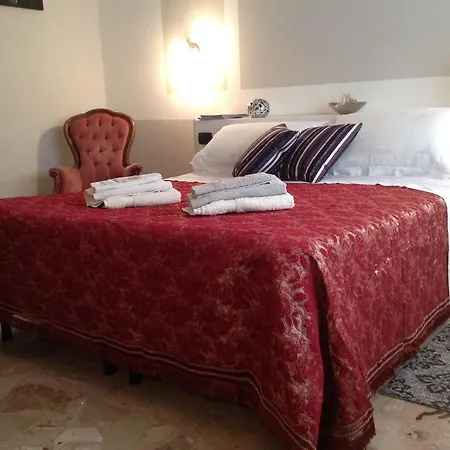 La Lupa Oda ve Kahvaltı Lecce