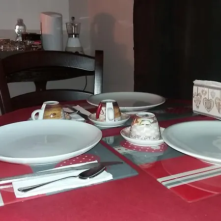 Oda ve Kahvaltı La Lupa